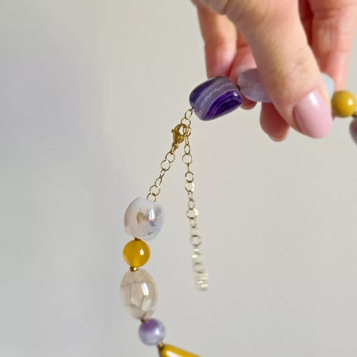 Bohemian naszyjnik kolia unikat z jaspisu mokait, agatu smoczego, ametystu, agatu żółtego i hematytu – ręcznie wykonana biżuteria z naturalnych kamieni. magneska.mom