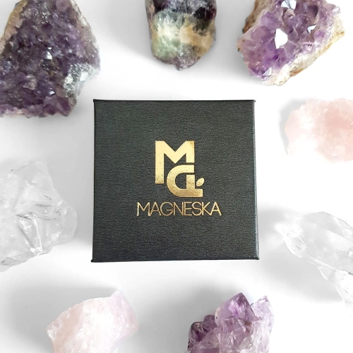 Kolczyki sztyfty peridot w żywicy stal chirurgiczna Sparkles olivine